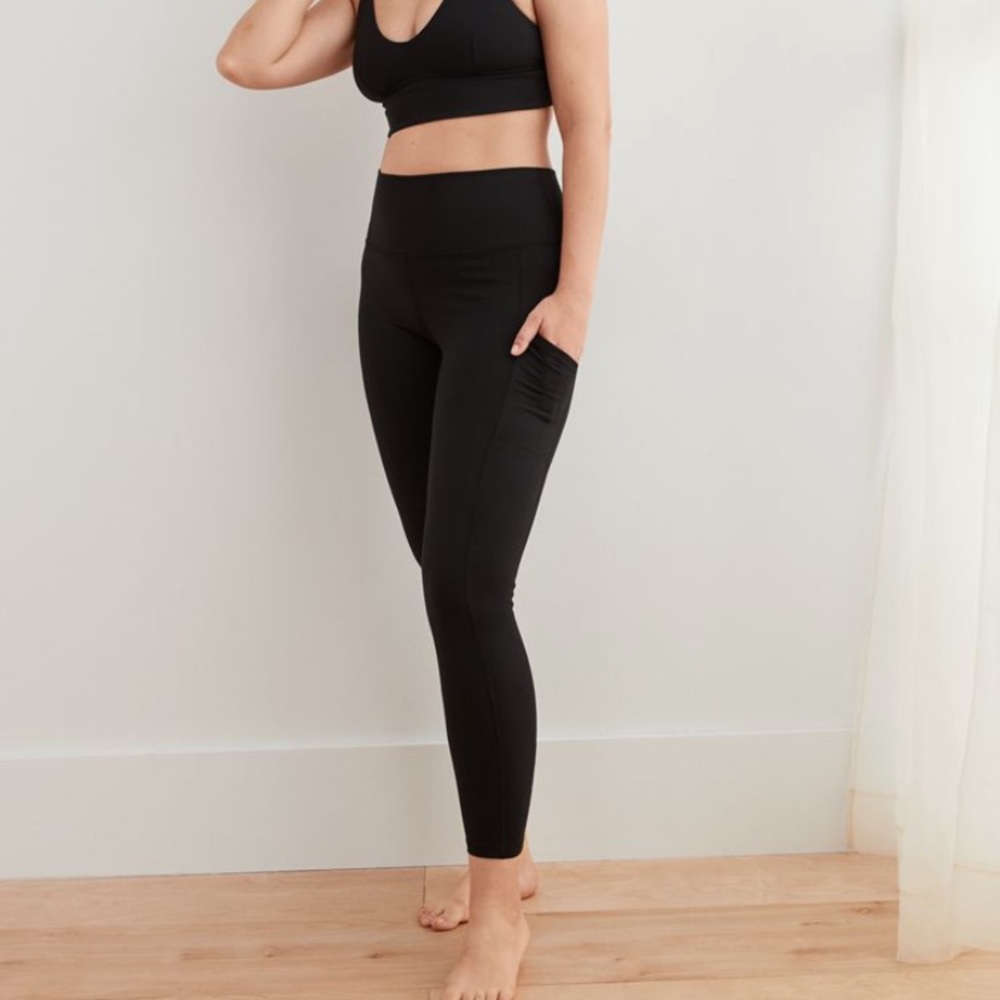 Aerie Play Pocket High Waisted Legging